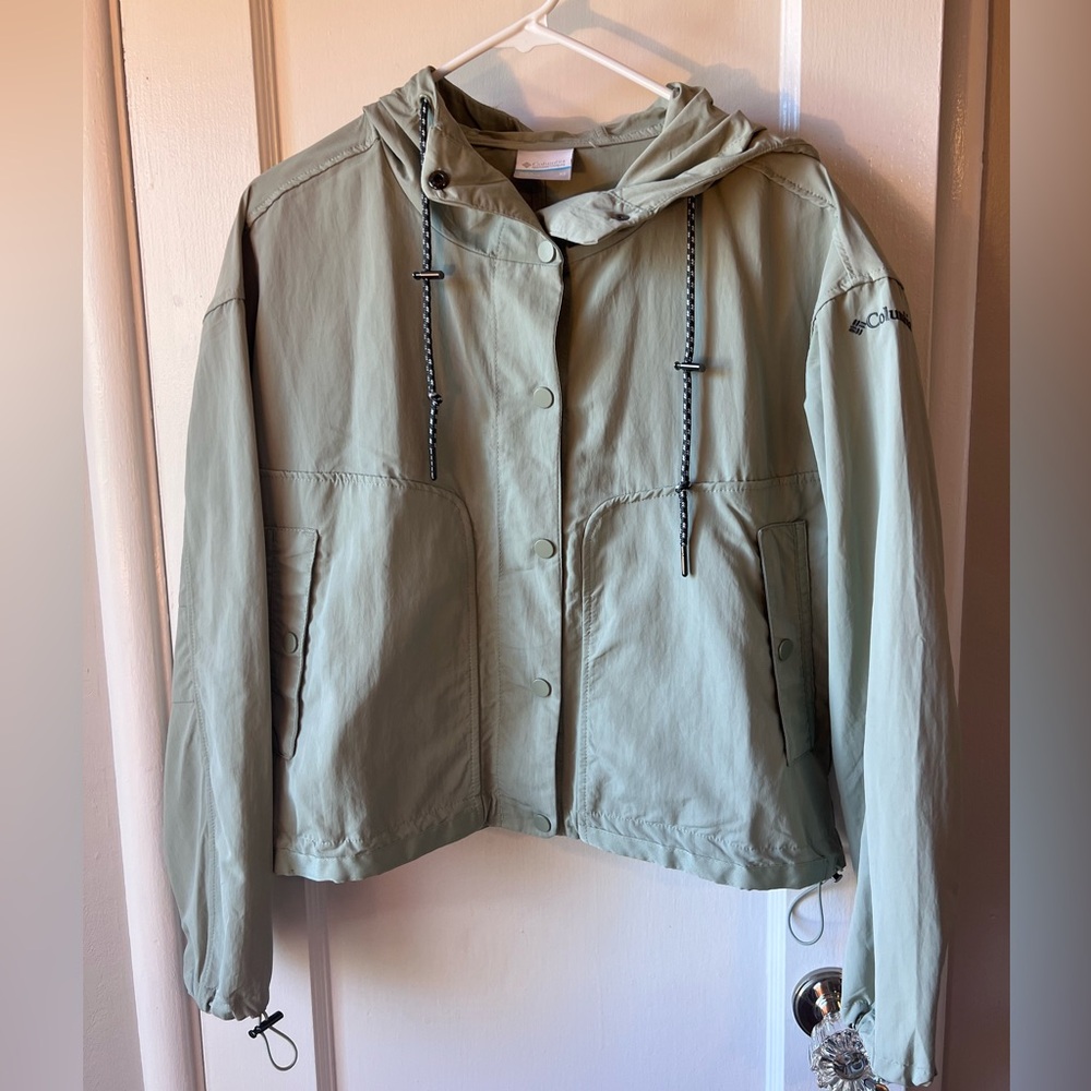 Columbia Light Green Hooded Jacket